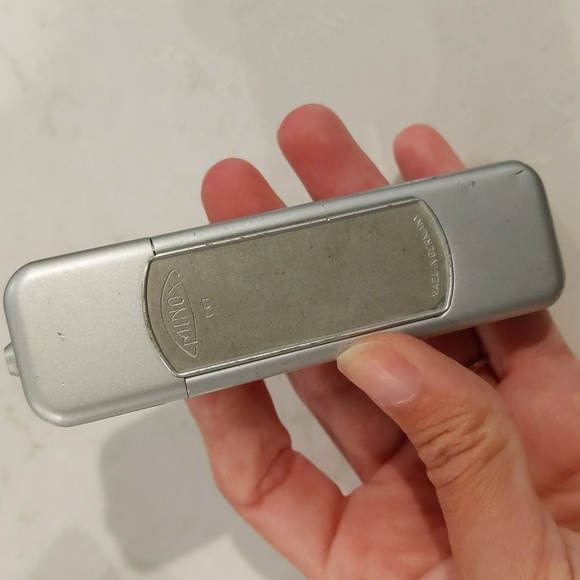 Vintage Spy Camera Minox B - Picture 5 of 12